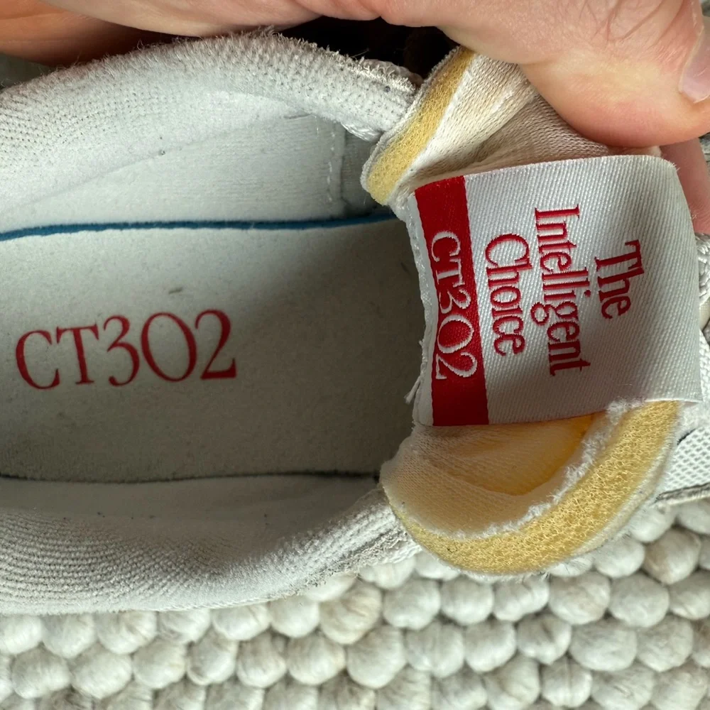 New Balance CT302 Sneakers in Cream - Picture 6 of 8